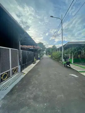 Rumah Strategis Arcamanik Sekitar Jln Pirus Jamrud Permata Elok| LA187