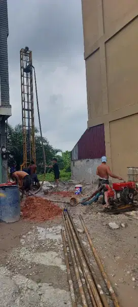 Jasa pembuatan Sumur Bor dangkal dan dalam