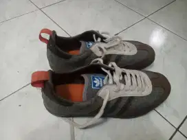 Sepatu Adidas samba
