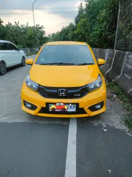 DIJUAL CEPAT HONDA BRIO RS