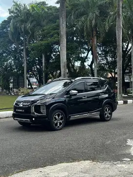 XPANDER CROSS PREMIUM MATIC 2022