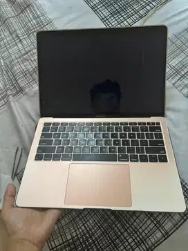 Macbook air 2018 ssd 256 (Minus LCD)