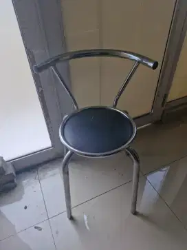 Di jual Cepat Kursi Bulat Besi