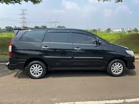 Innova v at Luxury bensin 2013