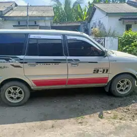 Kijang lgx solar 1999