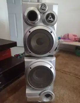 speaker dan subwoofer JVC body mulus terawat suara ok