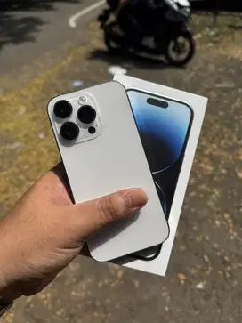 Iphone 14 pro internal 128GB ibox fullset bawaan masih ada semua