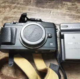 Kamera Olympus Pen Ep5 Body Only