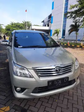 Innova G 2.0 Matic 2012