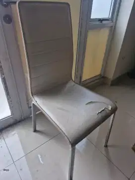 Di jual Kursi Makan Bekas