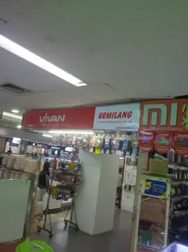 Dicari karyawati untuk jaga toko acc