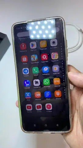 Di jual hp infinix smart 8 pro