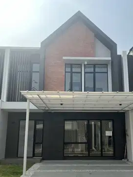 HOT UNIT!! Disewa Rumah PIK 2 Cluster Danau uk 8x10 Kosongan