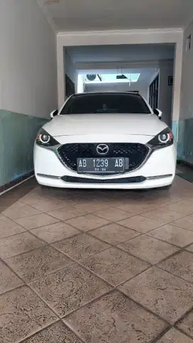 Di jual Mazda 2, istimewa, tangan pertama