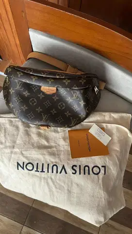 ORIGINAL LOUIS VUITTON BUM BAG MONOGRAM SECOND