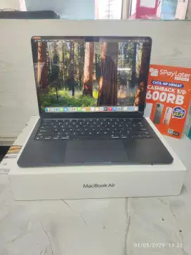 Macbook Air 14inc 2022 M2 Midnight Blue Ram 16GB/256GB Fullset