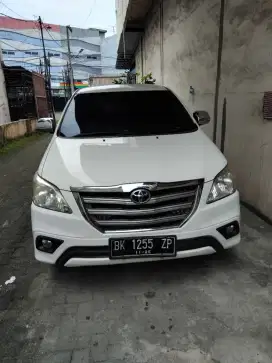 Toyota inova barong 2013 akhr