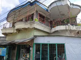 Dijual Rumah Warung dan 1 Kontrakan Dijakarta Timur