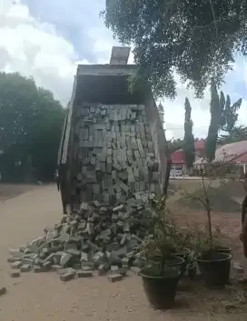 Paving block tebal 6