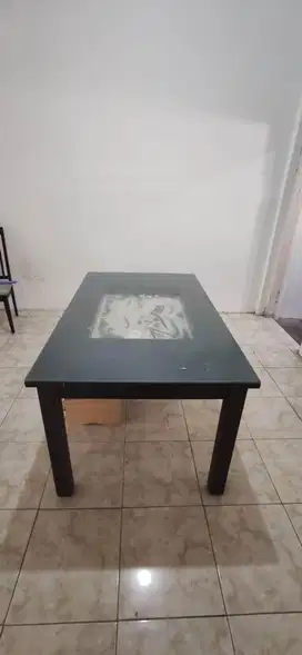 MEJA MAKAN KACA