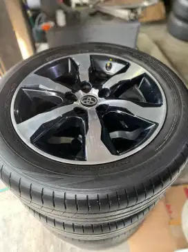 JUAL/TT VELG OEM ORI VENTURER R17 BAN DUNLOP 215/55/17 85%