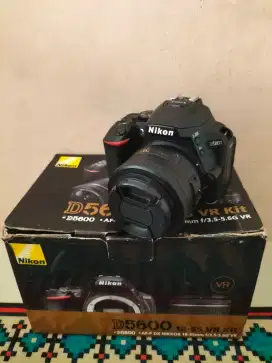 Nikon D5600 + Lensa Fix Nikon Afs 35mm F1.8 Fullshet Box