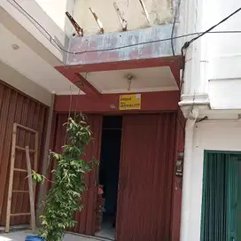 Ruko terletak di central bisnis Cibinong