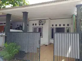 DI JUAL CEPAT RUMAH DI GADING ELOK 1 BLOK J2 NO 3 KARAWANG