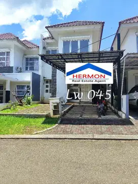 DIJUAL CEPAT , Legenda Wisata Rumah 2 Lantai , Luas Tanah besar