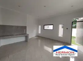 Kota Wisata 2 Lantai besar , Nyaman dan siap huni , View balkon Cantik