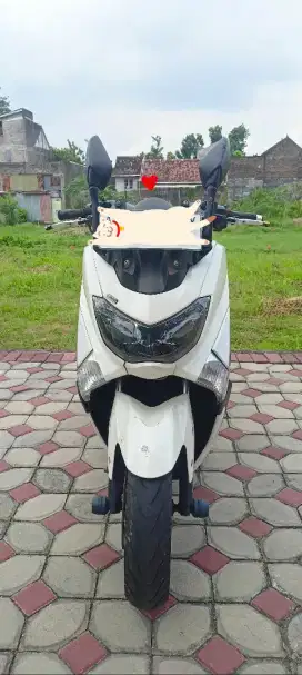 Nmax putih tahun 2017