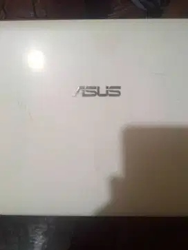 dijual laptop ASUS X401U,kondisi masih bagus,,bisa cek kondisi dulu.