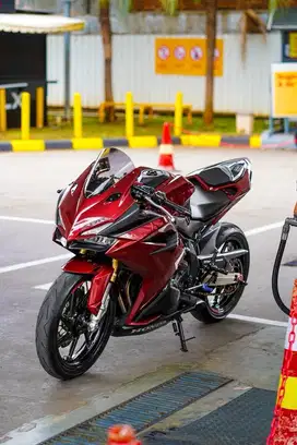 Honda CBR250RR 219