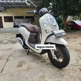 NEW SCOOPY PRESTIGE TAHUN 2023