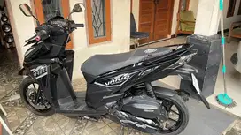 Di jual motor HONDA VARIO 125CC 2015