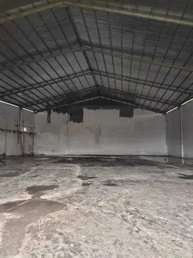 P Cty Disewakan Gudang Baru LB 1.200 m2 Di Kavling DPR Cipondoh
