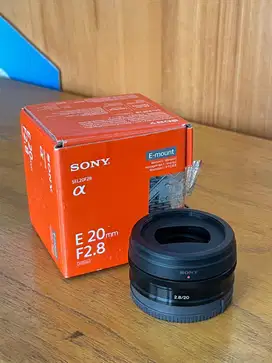Sony E 20mm f/2.8 Wide Angle Lens