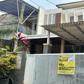 Rumah asri dan modern di tengaj kota Bogor