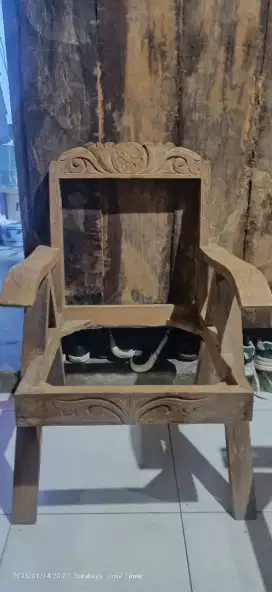 kursi kayu jati ukir lama