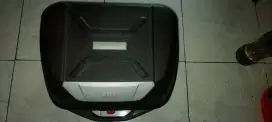 Jual box motor merek Givi ori
