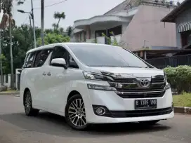 Toyota Alphard G 2.5 AT 2017 LOW KM