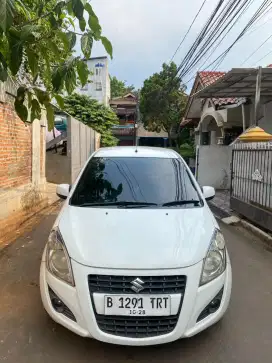 DIJUAL SUZUKI SPLASH FACELIFT GL A/T 2013