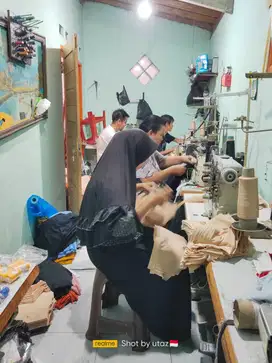 Terima makloon jahit kaos ataupun full order