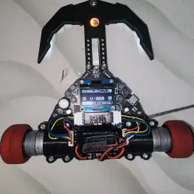 Robot Line Follower ICHIBOT ULTIMATE 5 Max + Charger Baterai Lipo NEGO