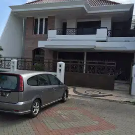 LANGKA! DIJUAL RUMAH MEWAH ARAYA BLOK A BAGUS TERAWAT SEMI FURNISHED