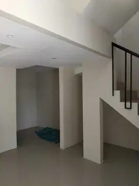Dijual Rumah Kos Baru 2 lantai Rungkut Asri Timur
