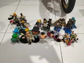 Action figure campur