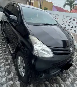 Toyota Avanza 2012 Bensin