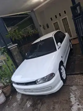 Mitsubishi lancer GLXi cb4 murmer