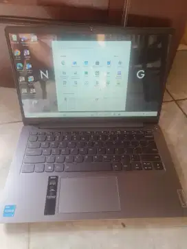 Lenovo ideapad slim 3i i3 gen 12 mulus mantap